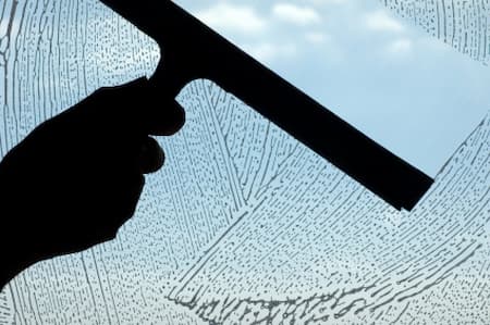 Window Washing: Keep It Professional